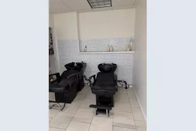 12021 Liberty Avenue, Richmond Hill, NY 11419 - Photo 9