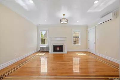 148-19 87th Avenue, Jamaica, NY 11435 - Photo 9