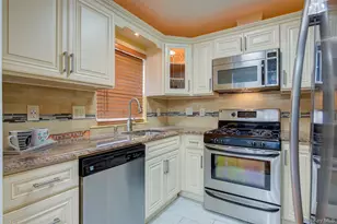 41 Beechwood Ave, Mount Vernon, NY 10553 - Photo 7