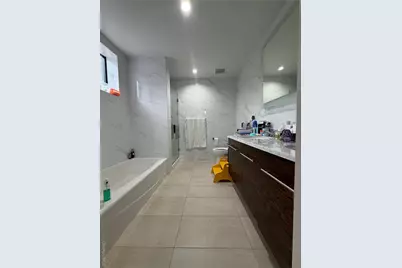 13646 41st Avenue #2E, Flushing, NY 11355 - Photo 9