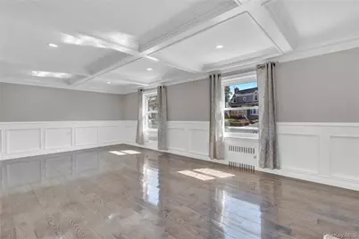 154 California Avenue, Freeport, NY 11520 - Photo 7