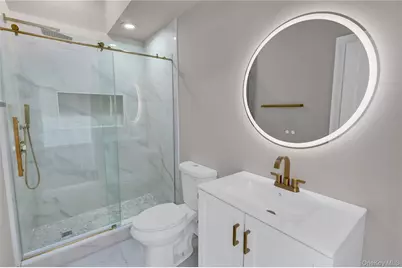 154 California Avenue, Freeport, NY 11520 - Photo 17