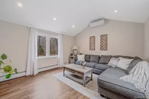 5 Valley Cir, Miller Place, NY 11764 - Photo 11