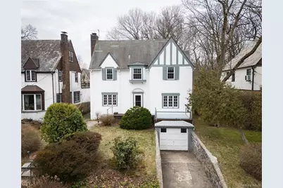 60 Parkway E, Mount Vernon, NY 10552 - Photo 1