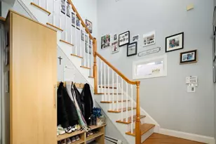 61 Cedar St, Massapequa, NY 11758 - Photo 9