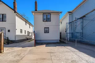 94-60 199th St, Hollis, NY 11423 - Photo 5