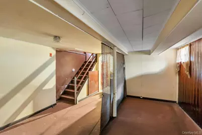 9460 199th Street, Hollis, NY 11423 - Photo 23