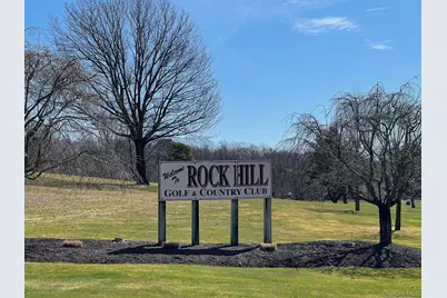 46 Vista Drive S, Manorville, NY 11949 - Photo 33