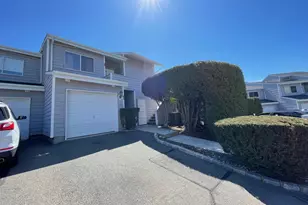 46 Vista Dr S, Manorville, NY 11949 - Photo 3