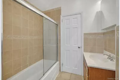 118 Third Avenue, Pelham, NY 10803 - Photo 11