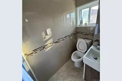 14418 Negundo Avenue, Flushing, NY 11355 - Photo 7