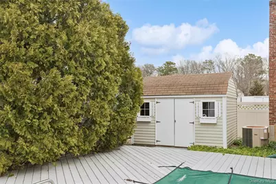 140 Oak Street, Medford, NY 11763 - Photo 25