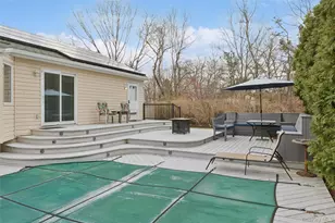 140 Oak St, Medford, NY 11763 - Photo 21