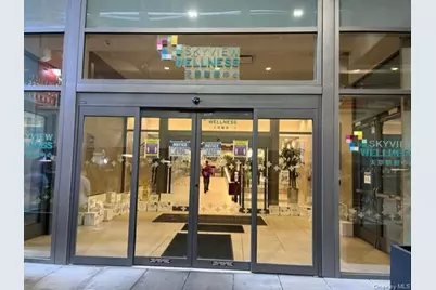 131-07 40th Road #E06, Flushing, NY 11354 - Photo 5