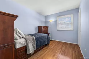 2 Fern Pl, Plainview, NY 11803 - Photo 15