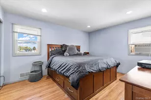 2 Fern Pl, Plainview, NY 11803 - Photo 19