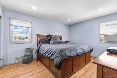 2 Fern Place, Plainview, NY 11803 - Photo 17