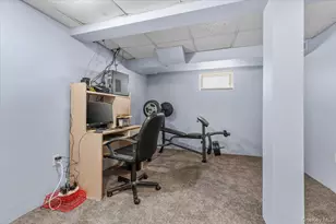 2 Fern Pl, Plainview, NY 11803 - Photo 25