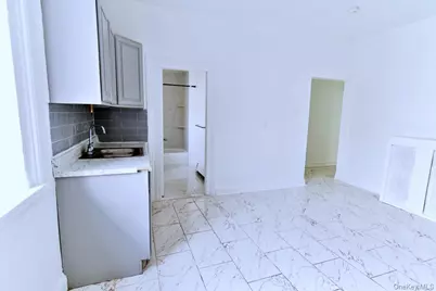 63 Herriot Street, Yonkers, NY 10701 - Photo 5