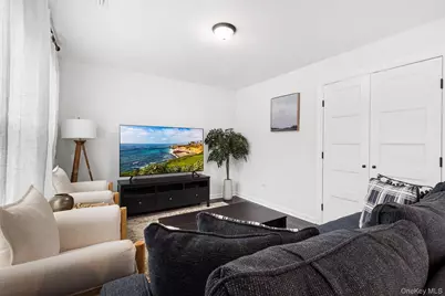 14 E 5th Street, Huntington, NY 11746 - Photo 5