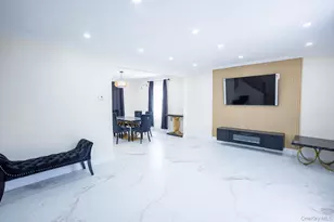 65-15 183rd St, Fresh Meadows, NY 11365 - Photo 3