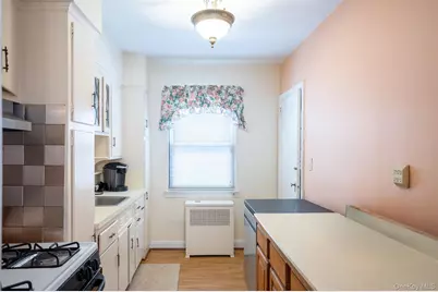 76-14 173rd Street, Fresh Meadows, NY 11366 - Photo 5