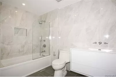 95 Woodlake Drive W #95, Woodbury, NY 11797 - Photo 23