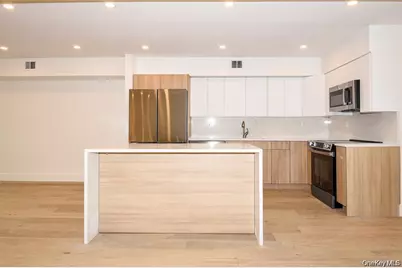 95 Woodlake Drive W #95, Woodbury, NY 11797 - Photo 7