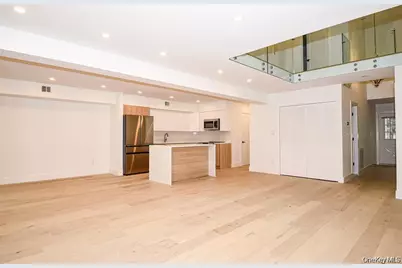 95 Woodlake Drive W #95, Woodbury, NY 11797 - Photo 5