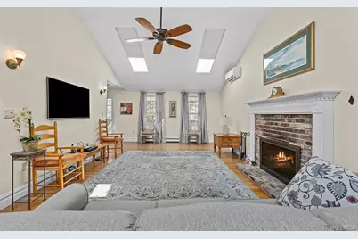 22 Peninsula Drive, Sag Harbor, NY 11963 - Photo 5