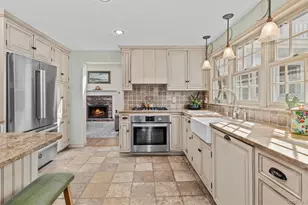 22 Peninsula Dr, Sag Harbor, NY 11963 - Photo 7