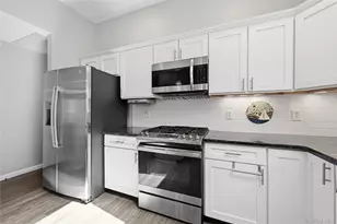 205 Great Rock Dr, Wading River, NY 11792 - Photo 17