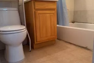 83-30 Vietor Ave, Elmhurst, NY 11373 - Photo 9