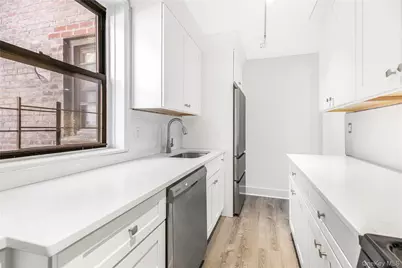 525 W 235th Street #3F, Bronx, NY 10463 - Photo 7