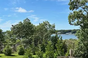 7 Corwin Ln, Hampton Bays, NY 11946 - Photo 19