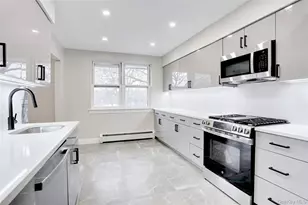 220 Kearsing Pkwy, Monsey, NY 10952 - Photo 9