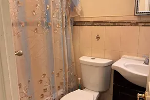 219-24 Alecia Ave, Springfield Gardens, NY 11413 - Photo 7