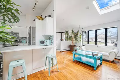 7 Betsy Drive, West Sayville, NY 11796 - Photo 11