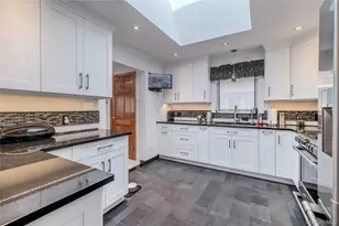 3-25 149th St, Whitestone, NY 11357 - Photo 9