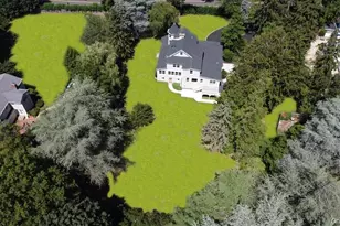 87 Dunlop Rd, Huntington, NY 11743 - Photo 29