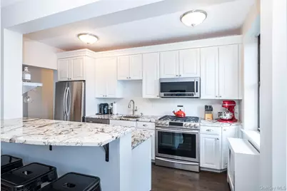 11 Alden Road #4J, Larchmont, NY 10538 - Photo 3