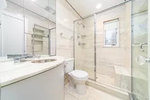 143 Round Hill Rd, Roslyn Heights, NY 11577 - Photo 15