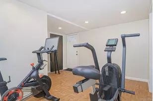 2071 E 35th St, Brooklyn, NY 11234 - Photo 17