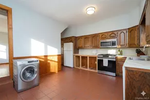 2071 E 35th St, Brooklyn, NY 11234 - Photo 7