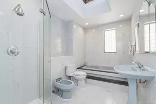 2071 E 35th St, Brooklyn, NY 11234 - Photo 13