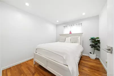 38 Sutton Street, Hempstead, NY 11550 - Photo 15