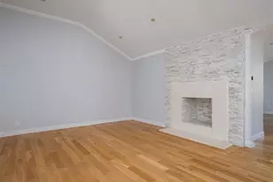 60 Fir Dr, East Hills, NY 11576 - Photo 7