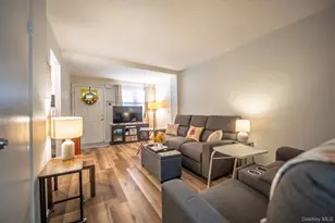 264 Throgs Neck Blvd, Bronx, NY 10465 - Photo 7