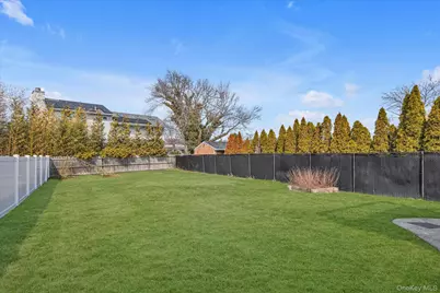 35 Lee Avenue, Babylon, NY 11702 - Photo 19