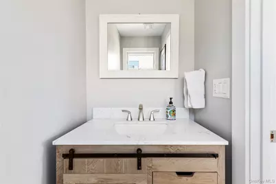 37 Traffic Avenue, Ocean Beach, NY 11770 - Photo 25